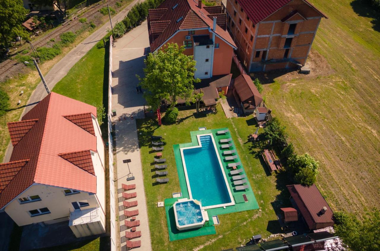 Pensiunea Casa Porojan Бэйле-Уну-Май Экстерьер фото