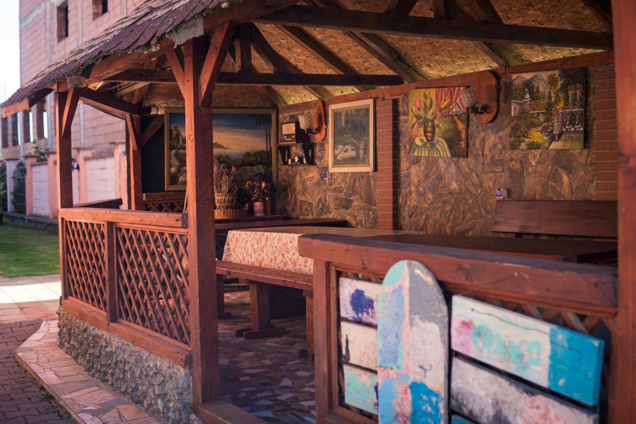 Pensiunea Casa Porojan Бэйле-Уну-Май Экстерьер фото